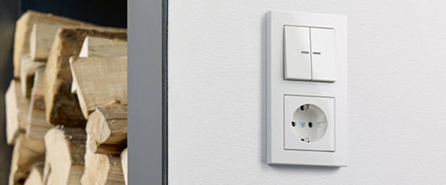 JUNG KNX Taster F 10 bei Elektro Reich KG in Groß-Umstadt