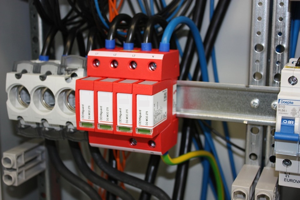 U berspannungsschutz bei Elektro Reich KG in Groß-Umstadt